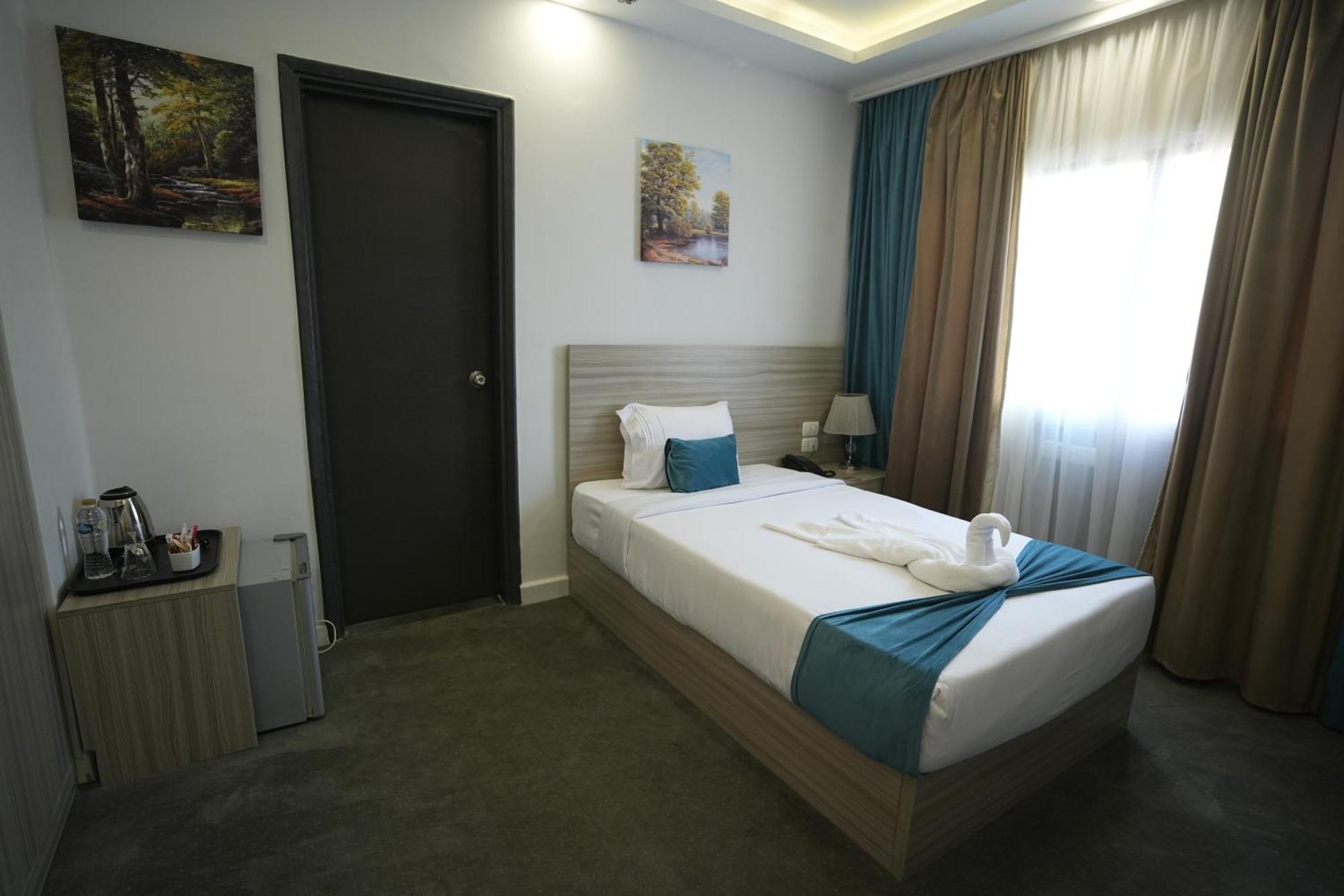Mar Charbel Hotel Kairo Eksteriør bilde